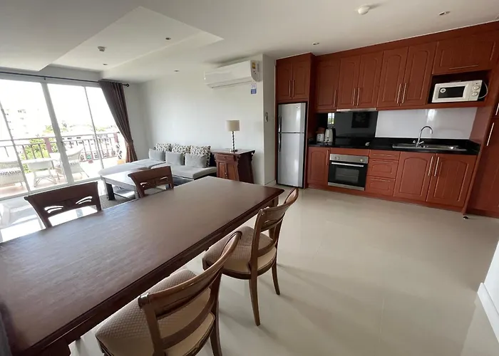 Jomtien Beach Penthouses